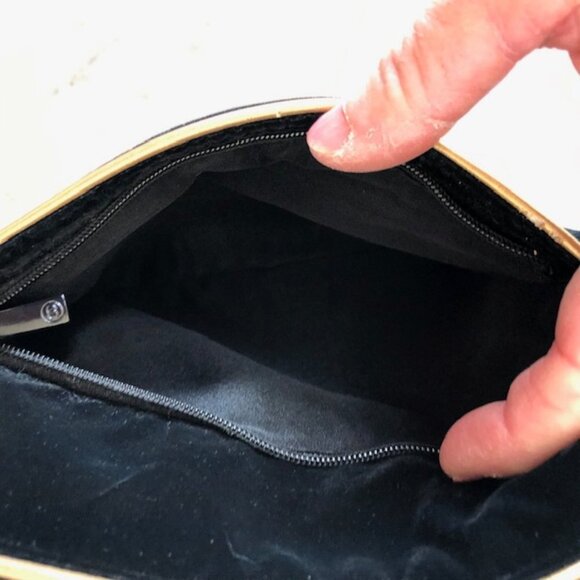 CHANEL Black Velvet Double Zip Top Clutch Cosmetics Parfums Bag - Picture 9 of 17